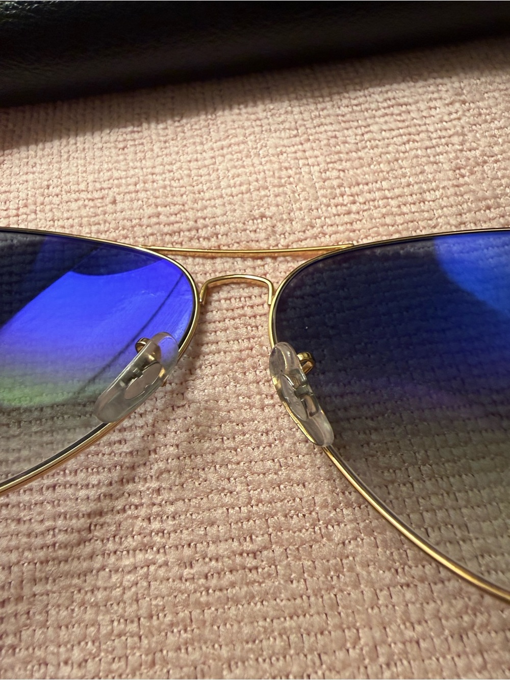Ray-Ban 58mm Aviator Gold Frame Sunglasses with Blue Gradient Lenses - Picture 6 of 7